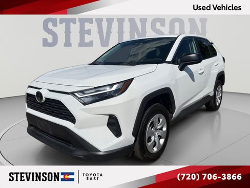 Used 2025 Toyota RAV4 LE AWD/4WD image 1