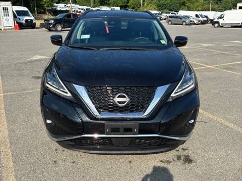 Used 2024 Nissan Murano SV w/ Cargo Package AWD/4WD image 2