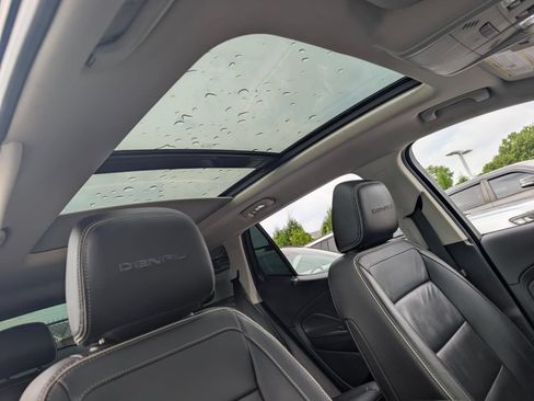 Used 2018 GMC Terrain Denali w/ Advanced Safety Package AWD/4WD image 29