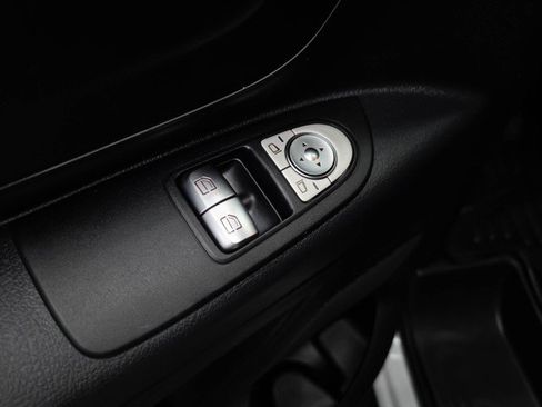 Used 2021 Mercedes-Benz Metris image 25