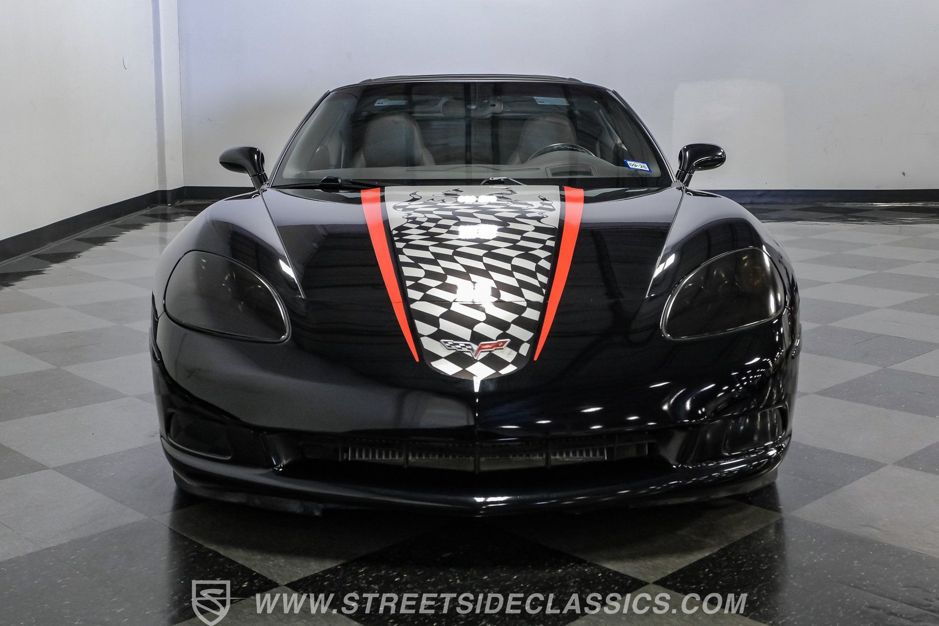 Used 2008 Chevrolet Corvette Coupe w/ Preferred Equipment Group RWD image 18