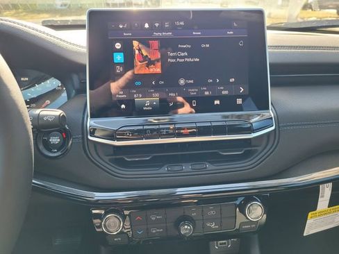 New 2026 Jeep Compass Latitude image 21