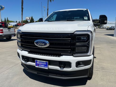 New 2026 Ford F350 Platinum w/ FX4 Off-Road Package AWD/4WD image 5