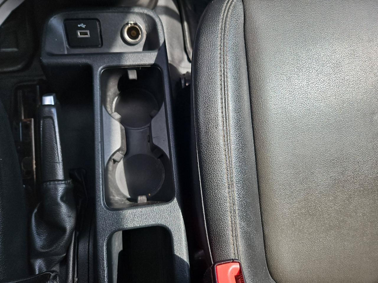 Used 2019 Ford Transit Connect XL FWD image 26