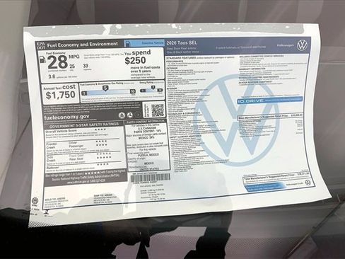New 2026 Volkswagen Taos SEL image 15