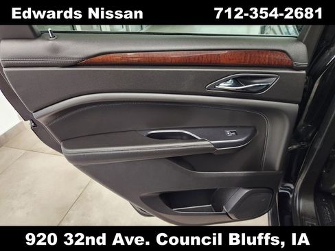 Used 2015 Cadillac SRX Luxury image 19