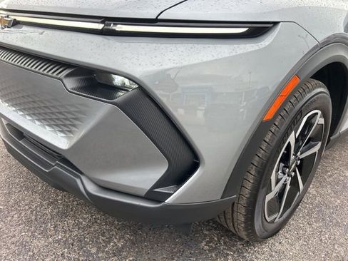 New 2026 Chevrolet Equinox EV LT image 9
