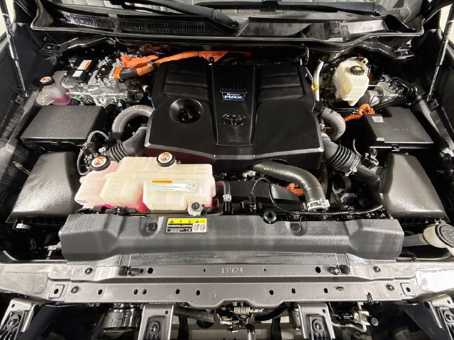 Certified 2023 Toyota Sequoia TRD Pro AWD/4WD image 33