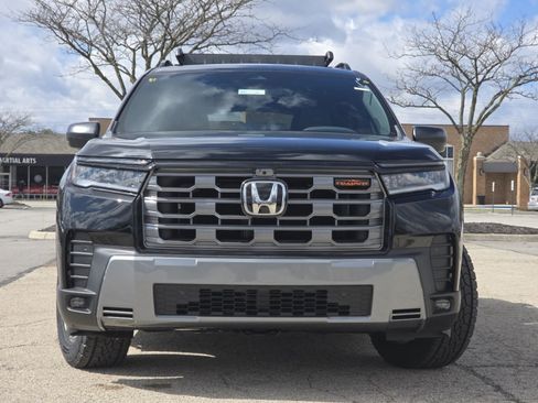 New 2026 Honda Pilot TrailSport image 15