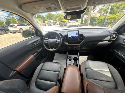 Used 2023 Ford Bronco Sport Outer Banks w/ Tech Package AWD/4WD image 18