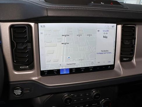 New 2025 Ford Bronco Outer Banks image 23