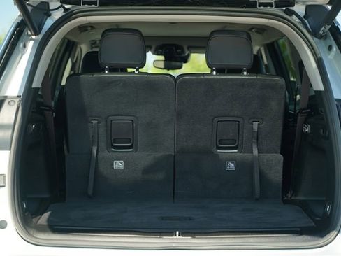 Used 2022 Jeep Grand Cherokee L Limited image 20