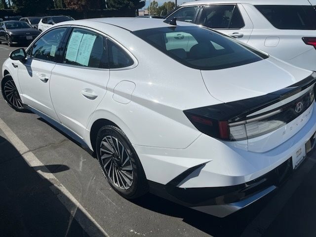 Used 2025 Hyundai Sonata SEL FWD image 4