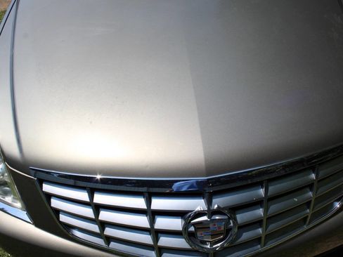 Used 2011 Cadillac DTS image 40