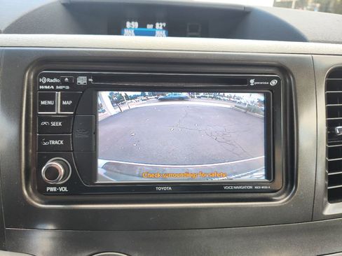 Used 2013 Toyota Sienna Limited image 20