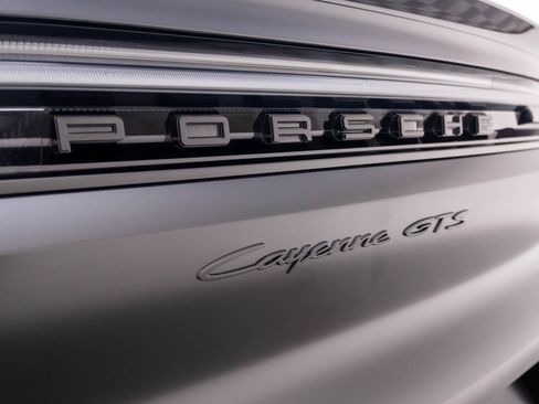 Certified 2025 Porsche Cayenne GTS AWD/4WD image 39