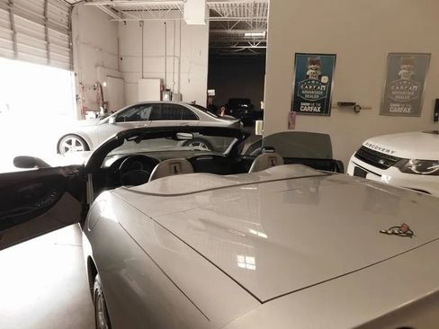 Used 2001 Chevrolet Corvette w/ Preferred Equipment Group2 image 39