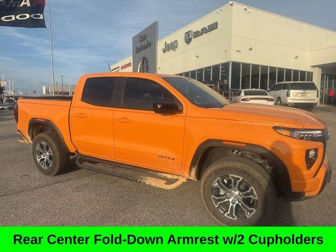 Used 2025 GMC Canyon AT4 w/ Technology Plus Package AWD/4WD image 19