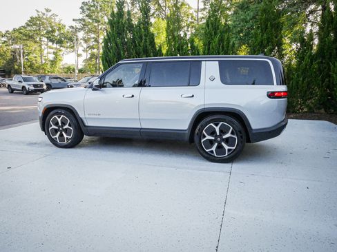 Used 2024 Rivian R1S Adventure Quad AWD/4WD image 7