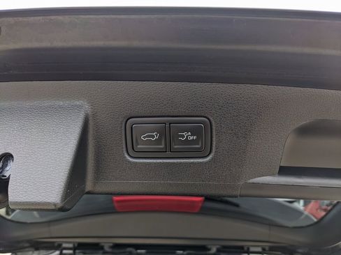 Certified 2025 Kia Telluride EX w/ EX Captain's Chair Package image 13