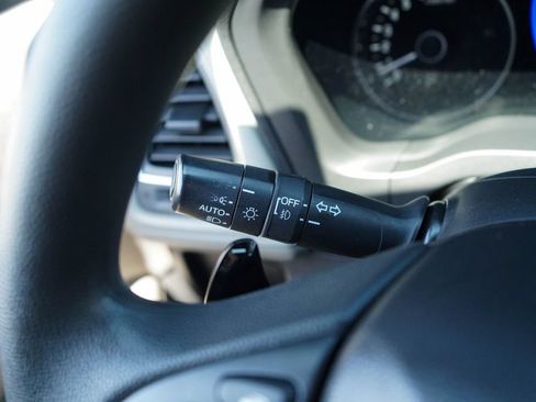 Used 2018 Honda HR-V EX image 35