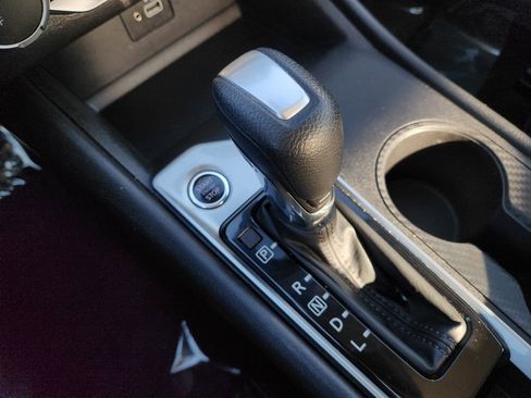 Used 2024 Nissan Altima 2.5 S FWD image 20