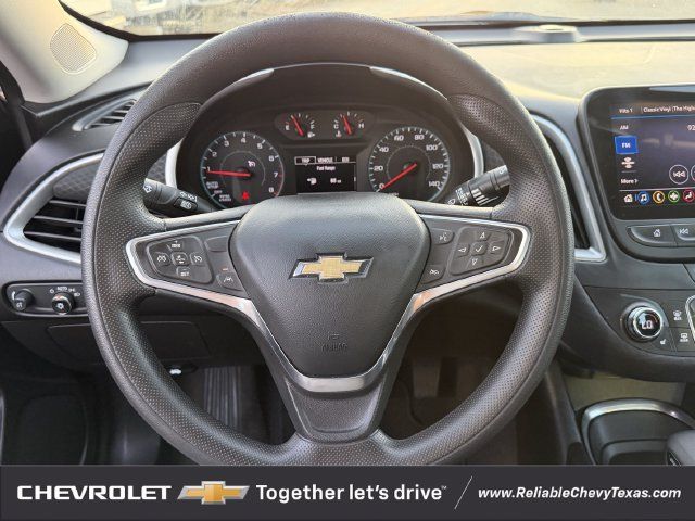 Used 2023 Chevrolet Malibu LT FWD image 13