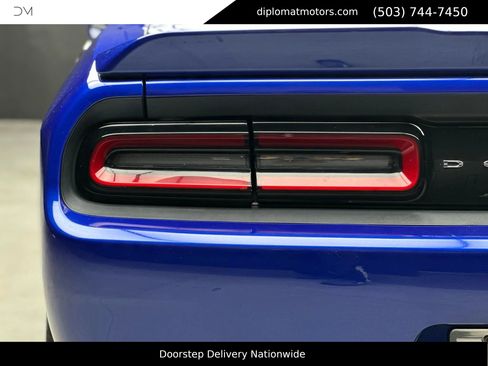 Used 2018 Dodge Challenger R/T Plus image 15