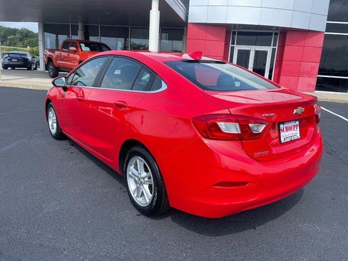 Used 2017 Chevrolet Cruze LT image 6