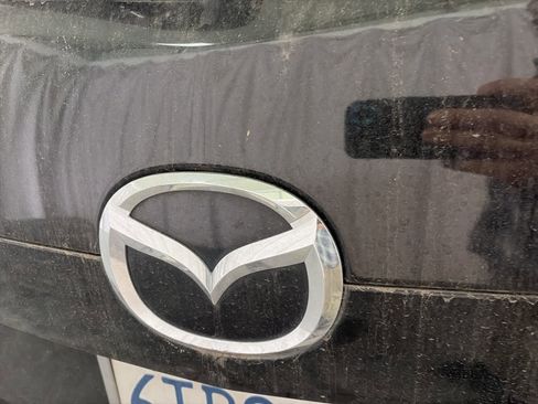 Used 2012 MAZDA MAZDA5 Sport image 10