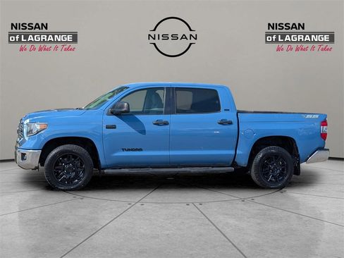 Used 2021 Toyota Tundra SR5 w/ SR5 Leather Package image 8