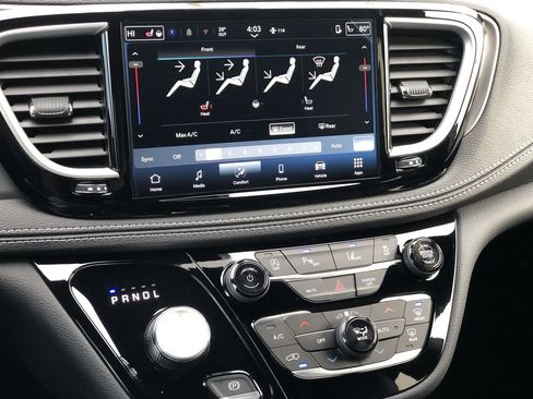 New 2026 Chrysler Pacifica Select image 31