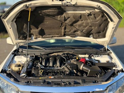 Used 2012 Ford Fusion SEL image 28