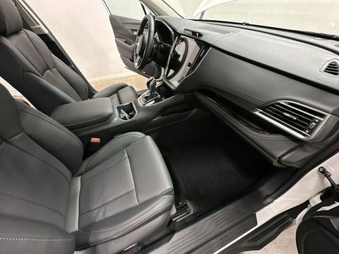Certified 2025 Subaru Outback Limited image 22