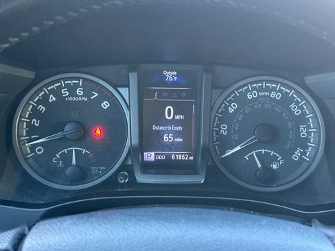 Used 2020 Toyota Tacoma TRD Sport w/ Technology Package image 23