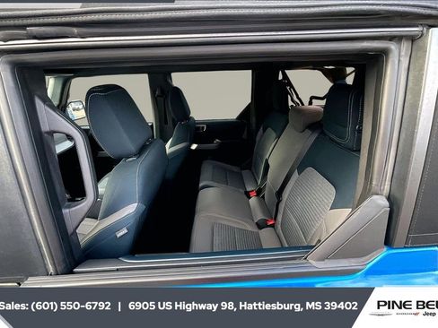 Used 2022 Ford Bronco Outer Banks image 19