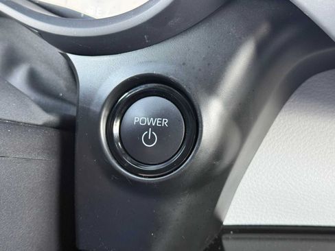 Certified 2026 Toyota Sienna LE AWD/4WD image 33