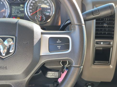 Used 2011 RAM 2500 ST w/ ST Popular Equipment Group AWD/4WD image 20
