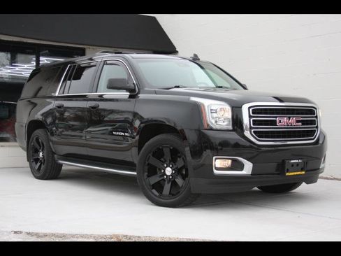 Used 2016 GMC Yukon XL SLT w/ HD Trailering Package image 1