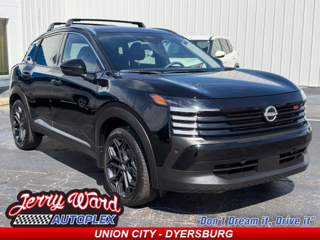 Used 2026 Nissan Kicks SR w/ Cold Weather Package AWD/4WD image 1
