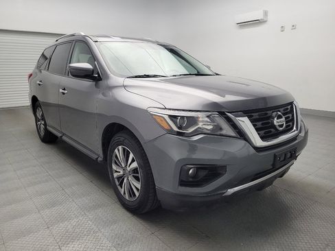 Used 2019 Nissan Pathfinder SV image 13