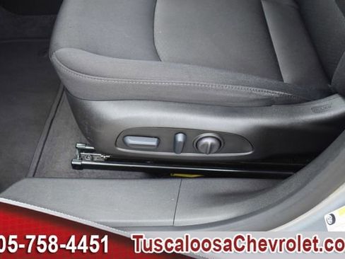Used 2024 Chevrolet Malibu LT image 19