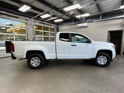 Used 2019 Chevrolet Colorado W/T RWD image 6