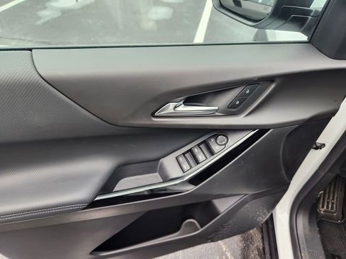 New 2026 Chevrolet Equinox LT image 11