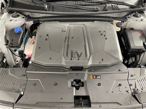 New 2026 Hyundai Ioniq 5 SEL image 19