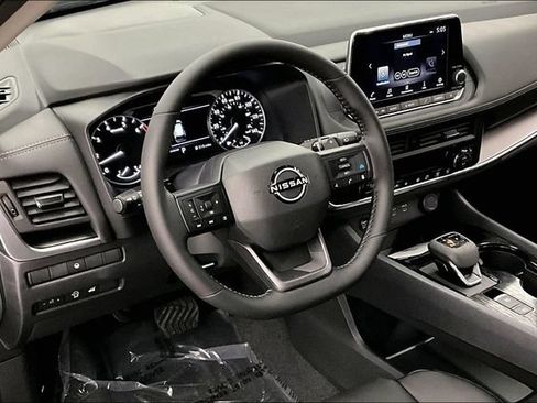 New 2026 Nissan Rogue Dark Armor FWD image 7
