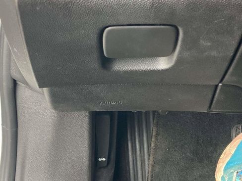 Used 2016 Chevrolet Malibu LT image 27