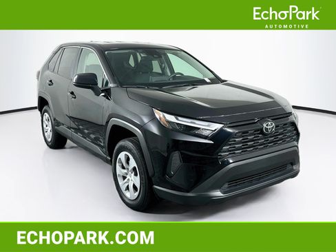 Used 2025 Toyota RAV4 LE FWD image 1
