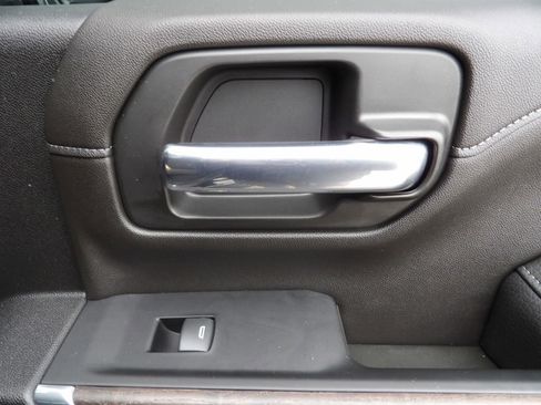 Used 2023 GMC Sierra 3500 Denali w/ Denali Ultimate Package image 40