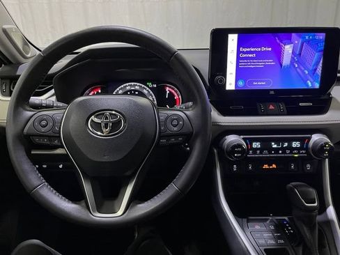 Used 2025 Toyota RAV4 XLE Premium w/ Weather Package AWD/4WD image 20